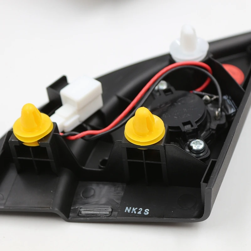 Автомобильные колонки динамики с тройным углом для Hyundai Solaris 2011-2016 |