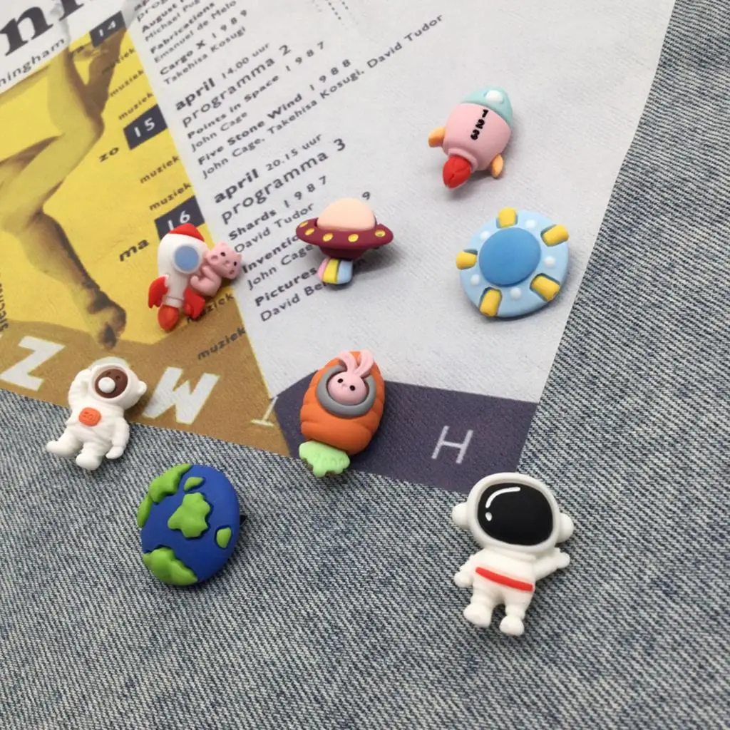 

Cute Cartoon Pin Brooches Astronaut Rocket Spaceship Earth Galaxy Adventure Badge Backpack Jackets Badges Accessories Kids Gifts