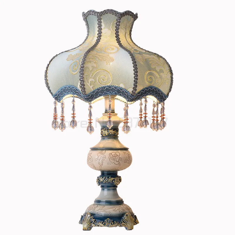 

Lámpara europea de mesa creativa, luz cálida ajustable, lámpara de noche para dormitorio, regalo de boda, decoraión y cama