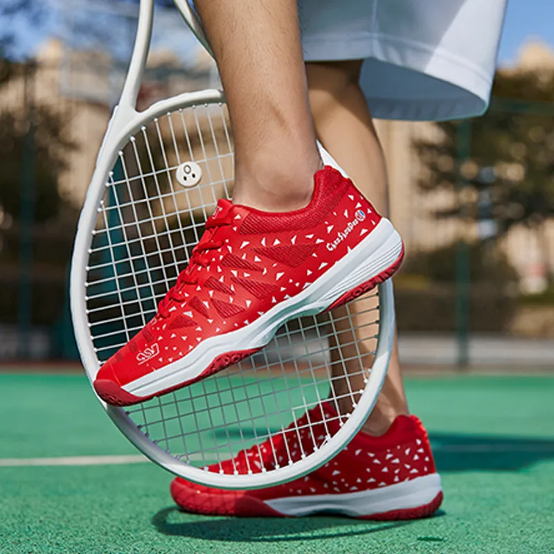 New High Quality Red Men's Professional Tennis Shoes Lightweight Couple Badminton Shoes Trainers Men Outdoor Race Sport Sneakers