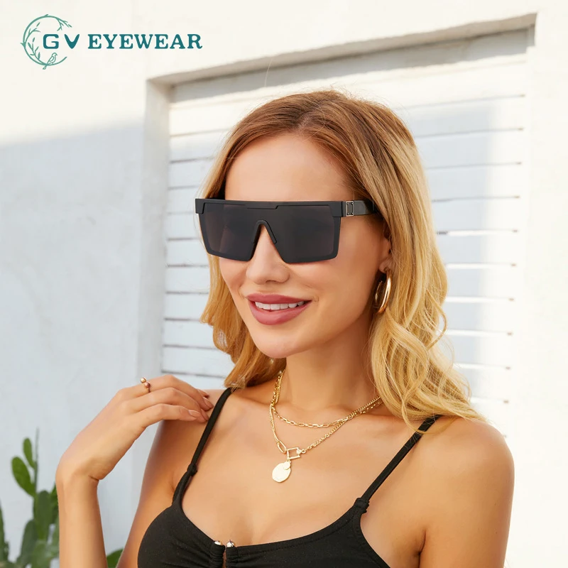 

Women and Men Trendy fashion Sunglasses One Size Square frame Eyewear Europe and America Outdoor Taveling Elegant Sun Glasses GV