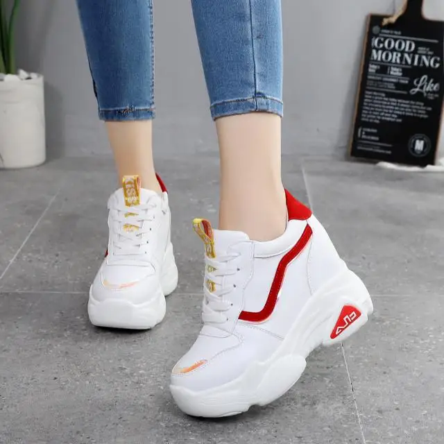 Женские ботильоны на платформе кроссовки танкетке 10 см со скрытым увеличением