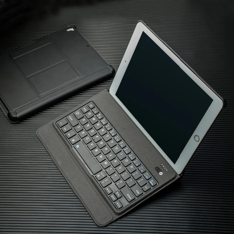 Ультратонкий чехол со съемной клавиатурой и держателем для карандашей кожаный