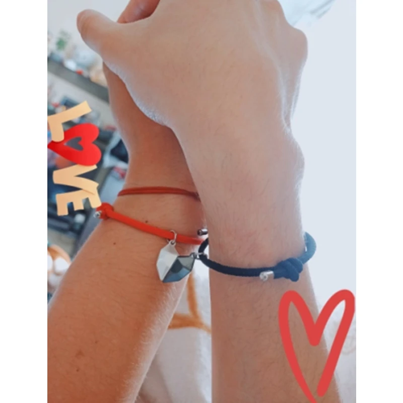 Браслеты на запястье 2 шт./компл. браслеты с магнитными вставками в виде сердца