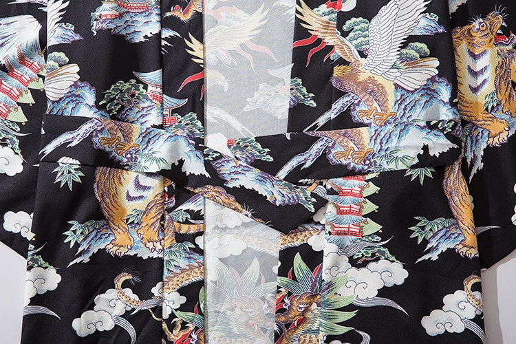 

Streetwear Men Japanese Style Tiger white crane printed Casual Kimono Jackets Hip Hop Half sleeve Cardigan Outerwear Bathrobe