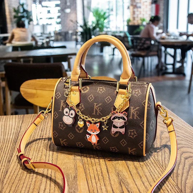 

Роскошная брендовая кожаная сумка-Бостон, новая модная сумка-мессенджер на одно плечо с принтом цепей, Известный дизайнерский Gg Cc Sac De Luxe Femme