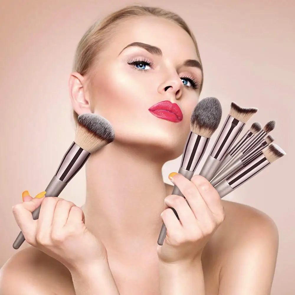 Набор кистей для макияжа с конической ручкой профессиональный набор