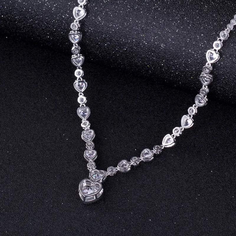 Женский ювелирный комплект из фианита серебристого цвета в форме сердца|jewelry