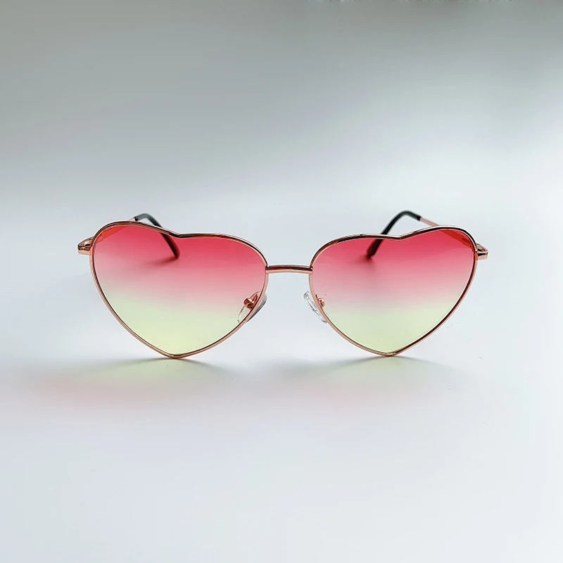 Солнцезащитные очки в форме сердца женские зеркальные солнечные металлической
