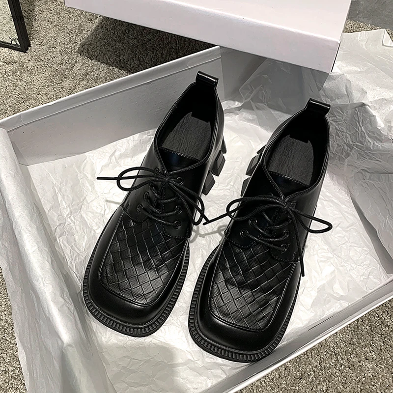Ladies High Heels Oxford Shoes Autumn New Lace Square Toe Leather Lace High Heels Loafers Fashion Small Leather Shoes