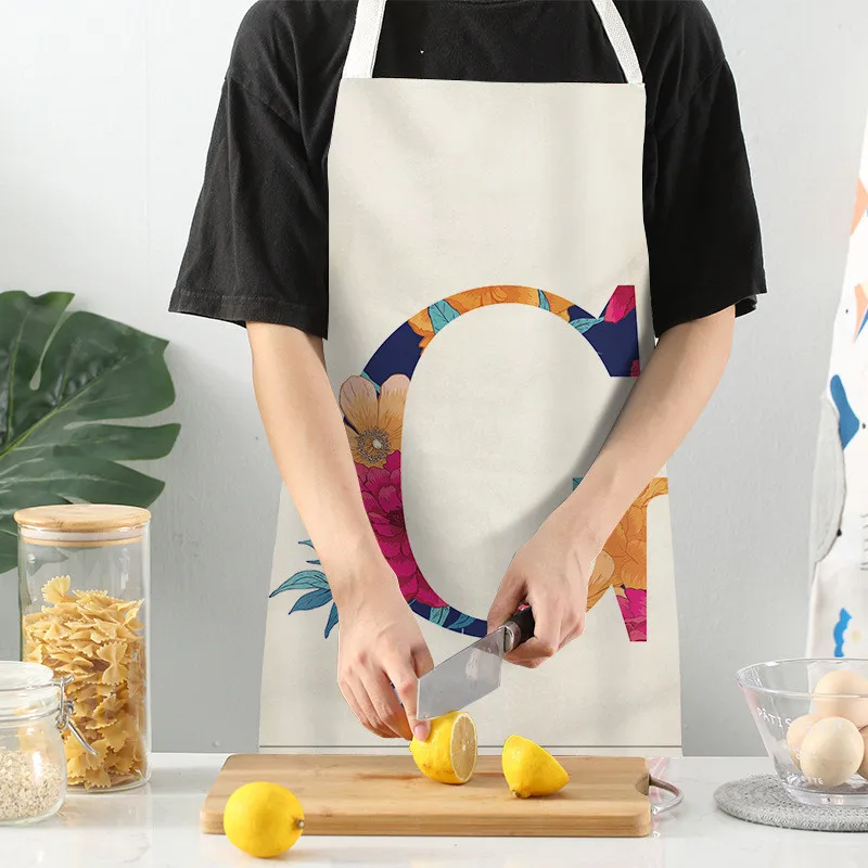 С буквенным принтом для родителей и детский передник розы с букв без рукавов из