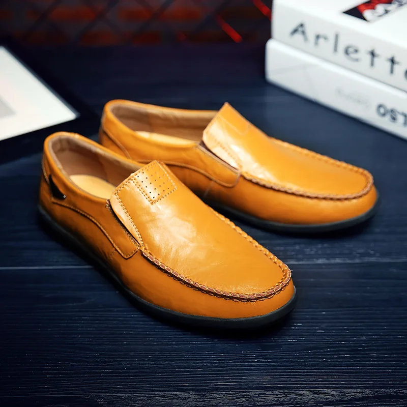 

Patent Leather Men Casual Shoes Brand 2020 Italian Men Loafers Moccasins Breathable Slip On Black Driving Shoes Plus Size 37-48