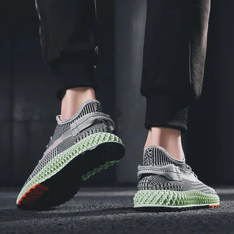 

Hip Hop Sneaker Spring Summer Fashion Fly Weave Sneakers Lighted Breathable Men Jogging Tennis Casual Shoes