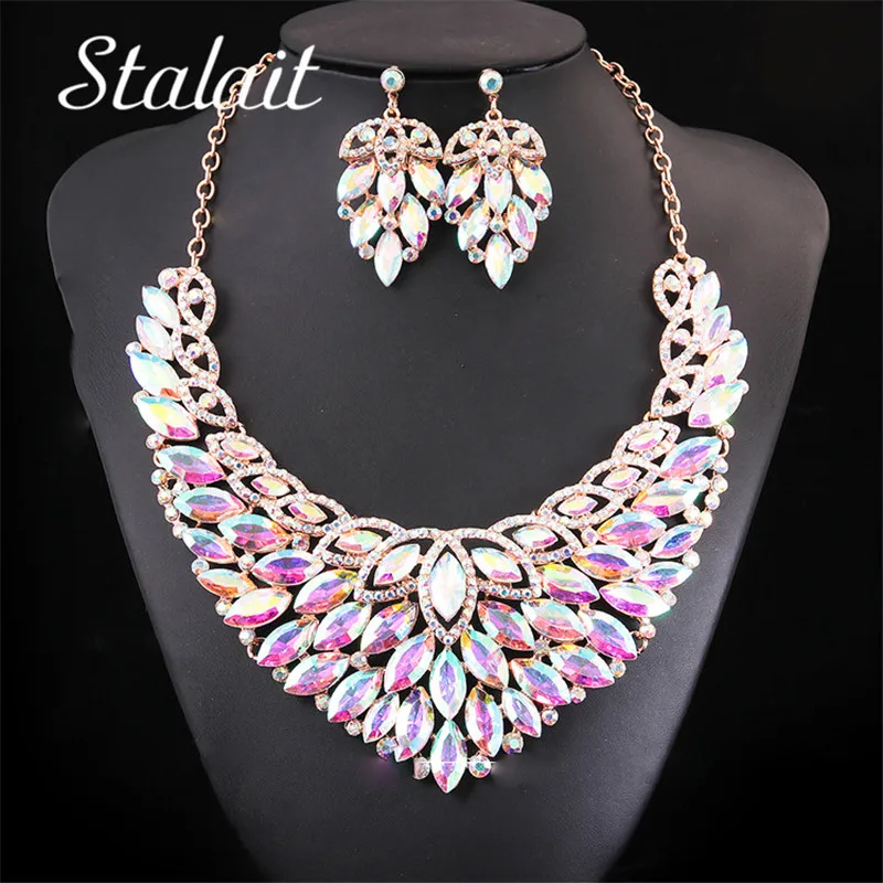 

Fashion Hollow Golden Metal Statement Choker Horse Eye Crystal Necklace Earrings For Women Wedding Jewelry Set