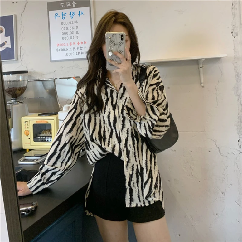 

Spring zebra Pattern Long Sleeve Shirt Casual Korean Fashion Women vintage tunics Harajuku Ladies Tops Blouse Streetwear Femme