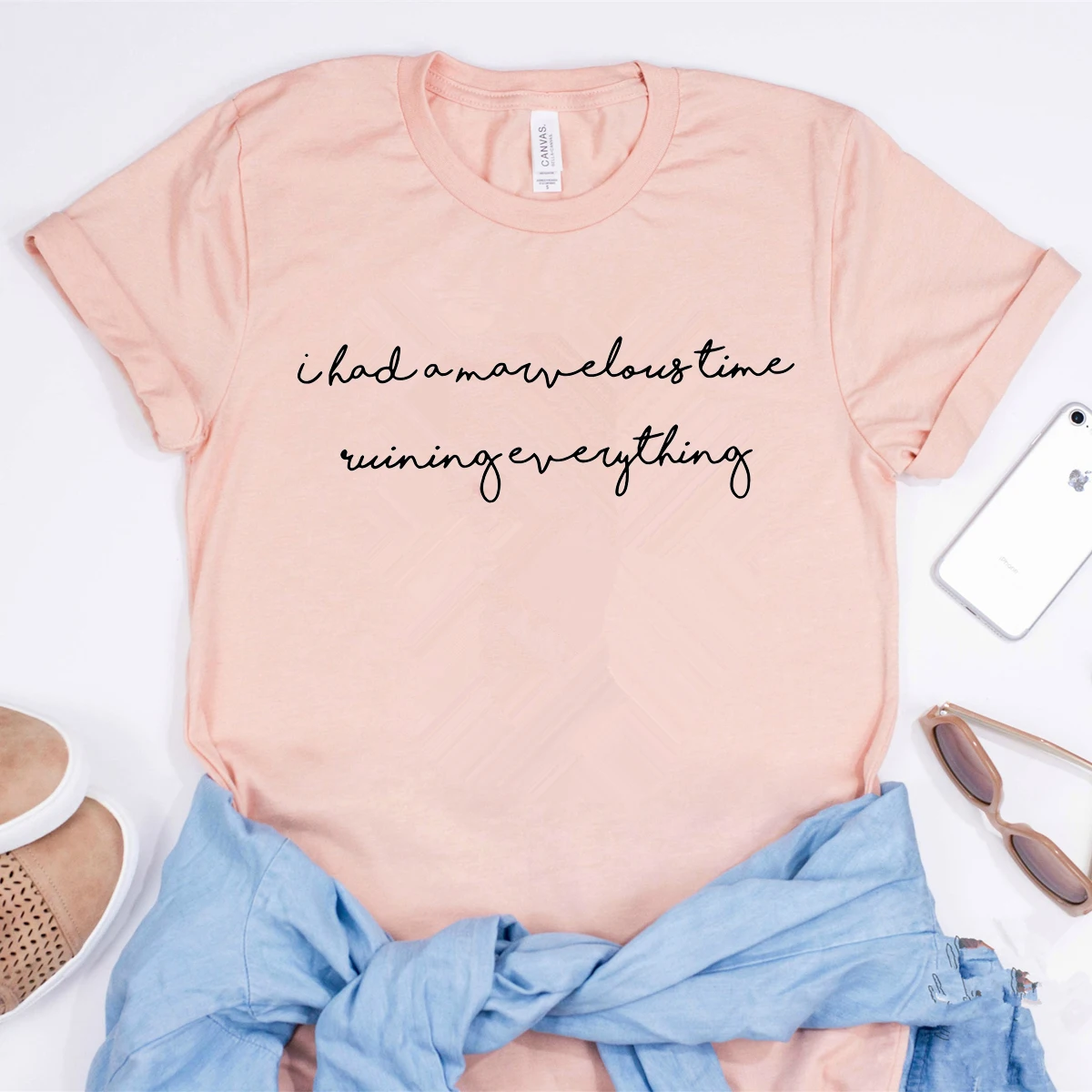 Чудесная футболка из коллекции Я мило время испортил все Свифт фольклорная