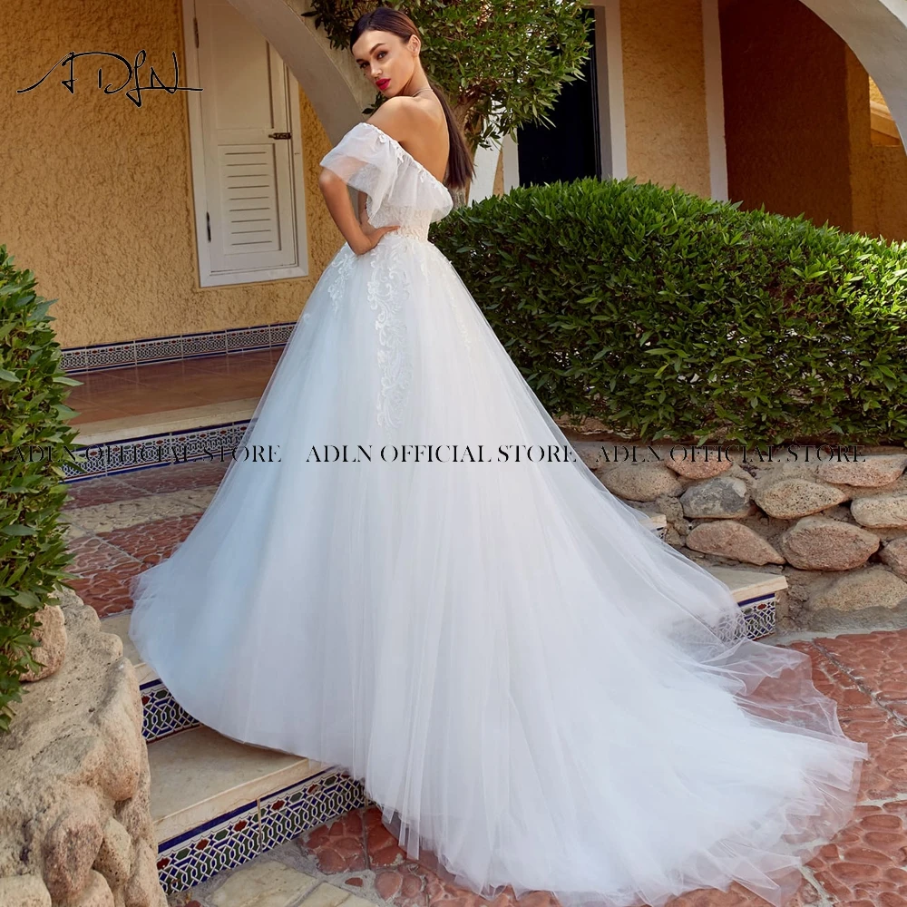 

ADLN Off-shoulder Ball Gown Wedding Dresses Tulle Appliqued Court Train Garden Bridal Gown White Ivory Robe de Mariage