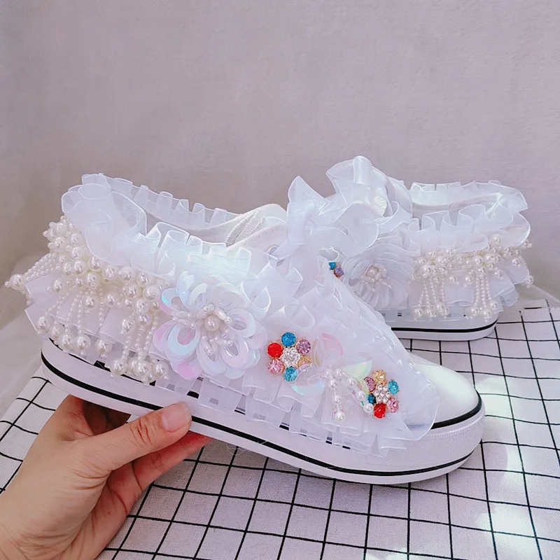 2021 Handmade Lace Canvas Shoe for Lady Pearl Casual Women's Shoes Colorful Rhinestone White Wedding Shoes Womens Sneakers