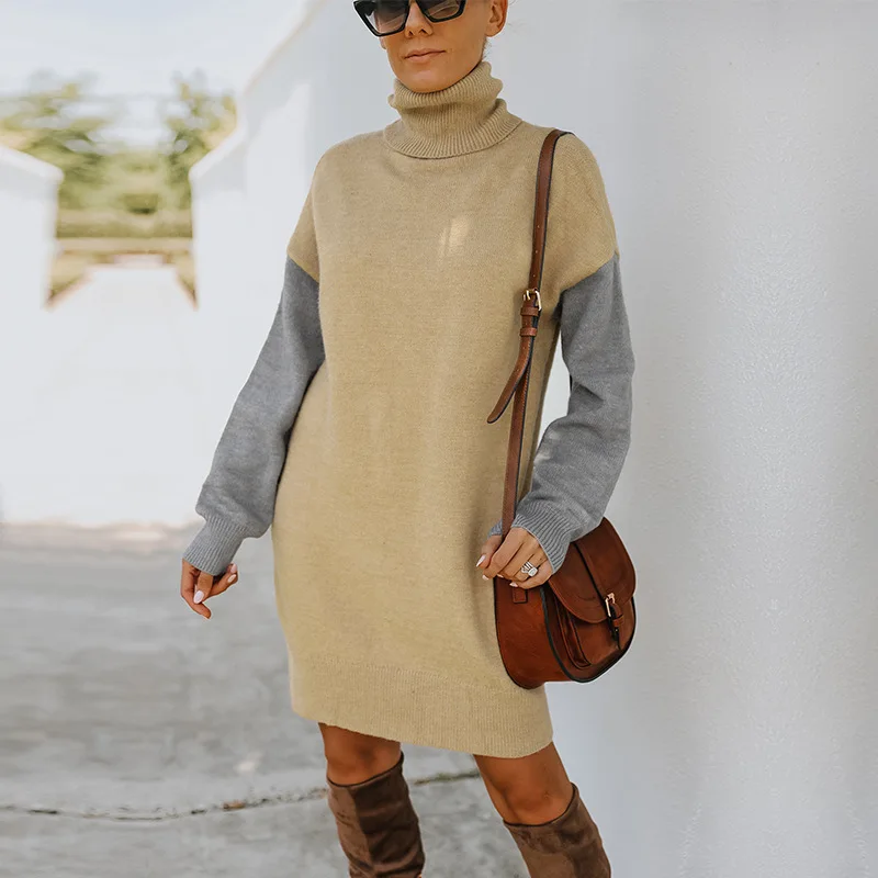 

Женское трикотажное платье-свитер с высоким воротником и длинным рукавом