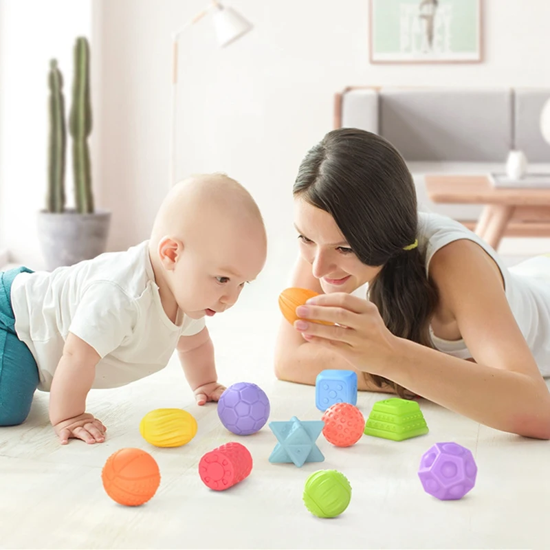 

6PCS/set Multifunctional Baby Stroking The Ball Educational Toy Sounding Hand Catching The Ball Texture Perception Training Toy