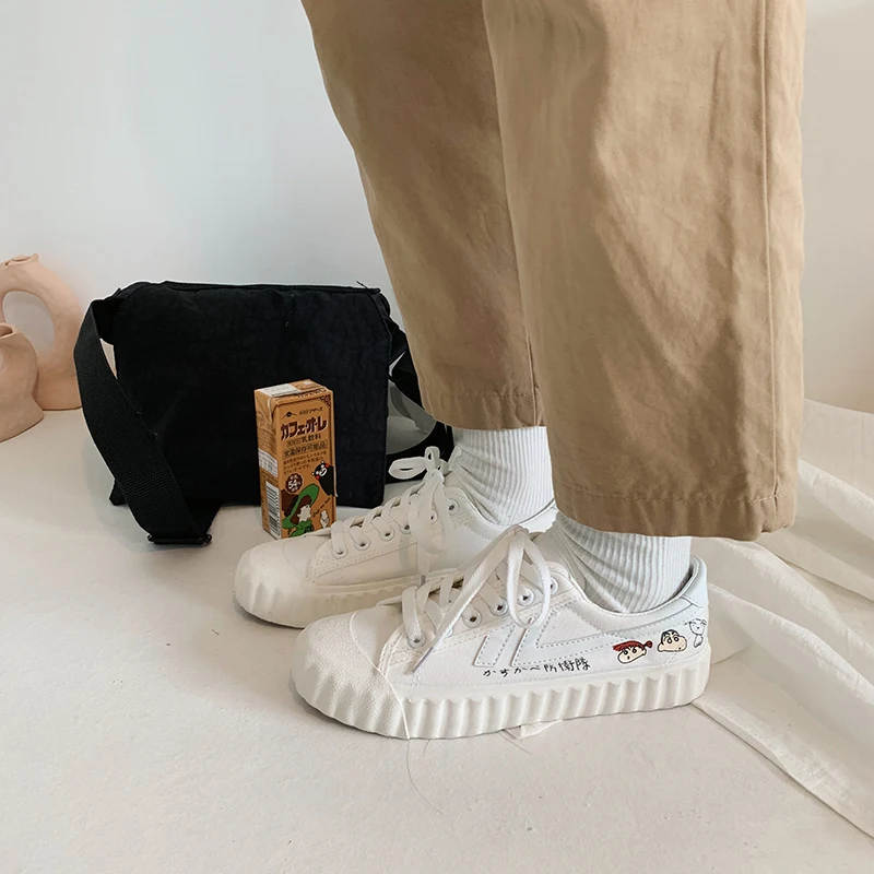 Женская парусиновая обувь Новинка 2020 года модная на плоской подошве в Корейском