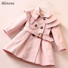 BlotonaСтильное однотонное двубортное Тренч с лацканами пальто с поясом для маленьких девочек; Осенняя куртка; Ветровка; Верхняя одежда