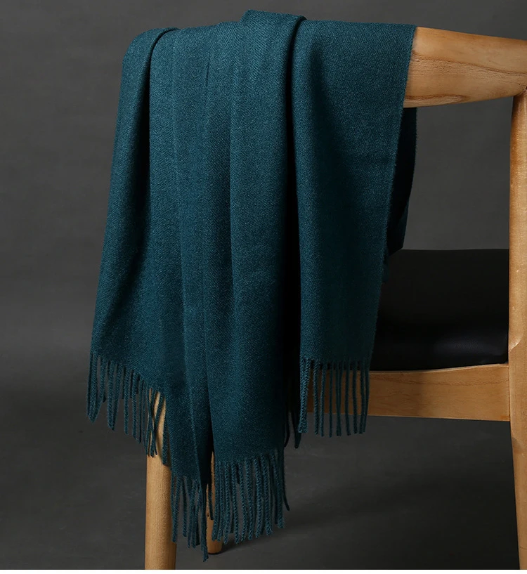 Высокое качество кашемировые шарфы женские новые зимние плотные теплые мягкие пашмины Шали Обертывания Твердые женские шерстяные длинные шарфы с кисточками