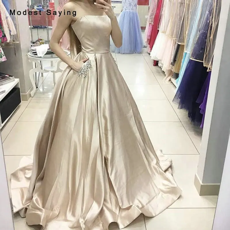 

Elegant A-Line Strapless Evening Dresses 2019 with Beaded Pocket Lace Up Back Formal Women Satin Party Prom Gowns robe de soiree