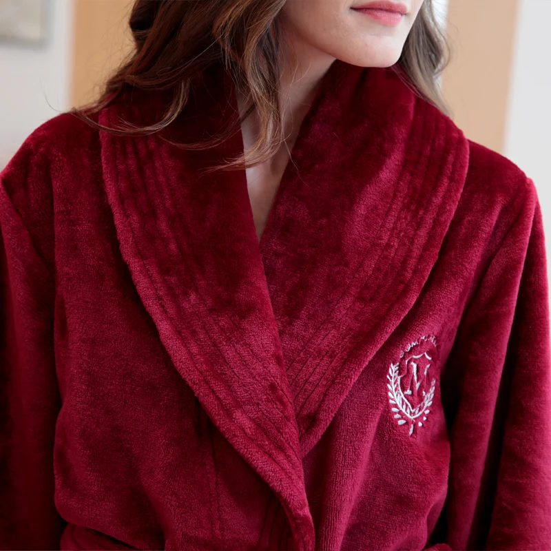 Женский фланелевый Халат с большими лацканами элегантный теплый халат вышитыми