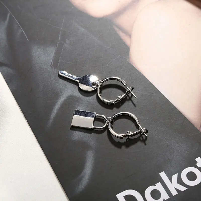 1 Пара висячие серьги с цепочкой для ключей мужчин и женщин круглые подвески из