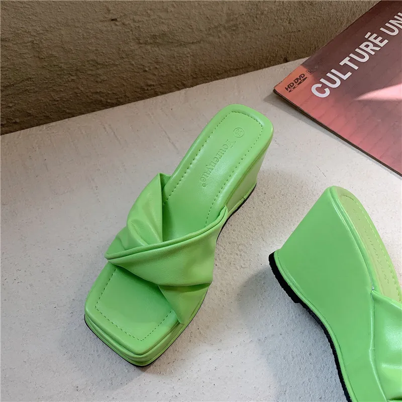 

Women Flip Flops Shoes Summer Wedges Slippers 2021 Female Sandals Outside Shoes Fashion Slippers High Heels For Ladies Slides