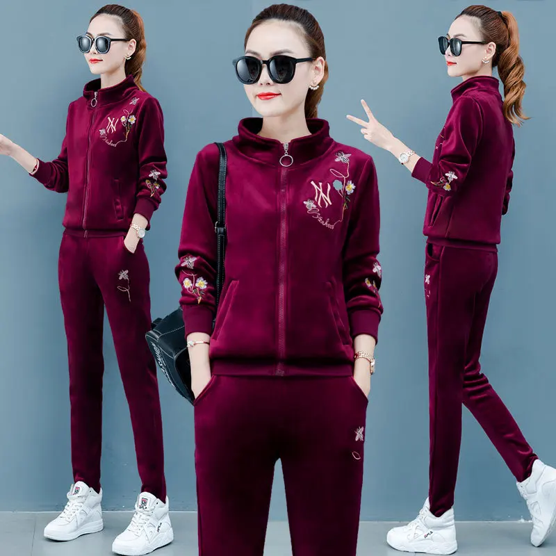 Флисовый утепленный спортивный костюм на осень и зиму комплект из двух предметов