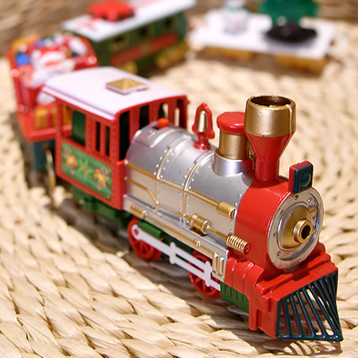 Классическая игрушка Рождественский поезд со звуком электрический музыкальный