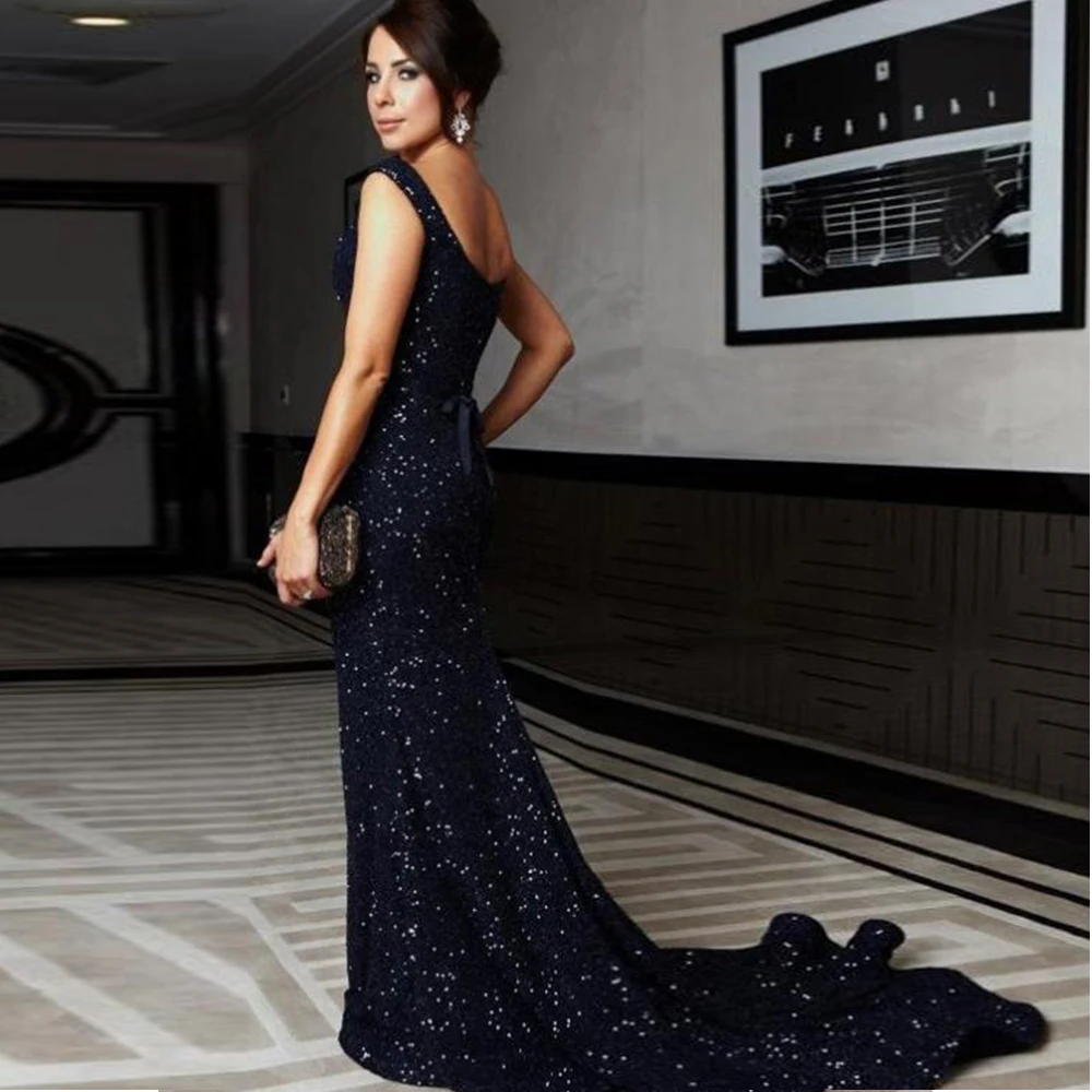 

Gorgeous Mermaid Evening Dresses long Luxury 2021 Off-the-Shoulder Lace Black Sequin V-Neck Prom Dress Eleglant robes de soirée