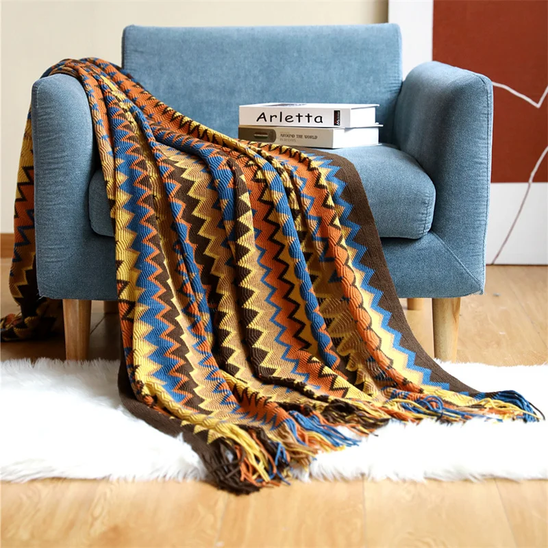 

Bohemia Knitted Blankets Home Sofa Cover Bed Sheet Tapestry Blanket Journey Shawl Nap Hiking Hotel Stripe Bedspread on the Bed