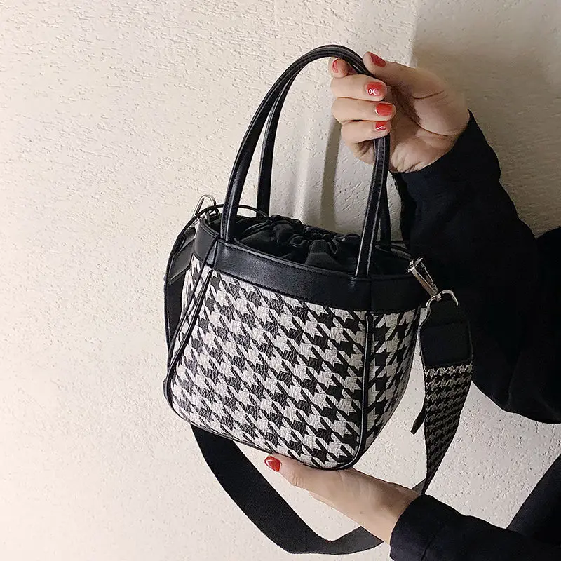 

Autumn Fashion Mini Bags For Women 2021 Printed Houndstooth Leather Handbags With Shoulder Strap Drawstring Hand Bags Uncle Nine