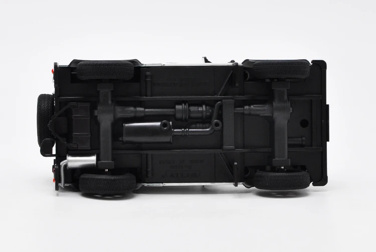 Высокое качество подарок 1:24 Defender внедорожный сплав модель, моделирование литья под давлением дверь оттяните назад Коллекция Модель