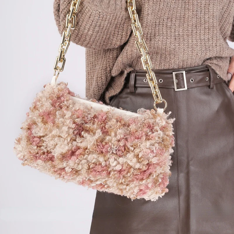 

Plush Tote Handbags for Women Winter Ladies Shoulder Bags Shopper Luxury Large Female Top Handle Bag Faux Fur Shoulder Bags