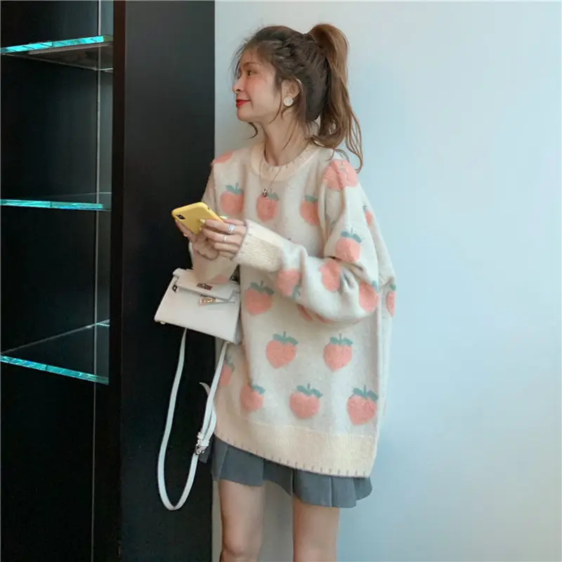 

Autumn and winter pullover girl student loose round neck long sleeve cute sweet strawberry peach pattern sweater
