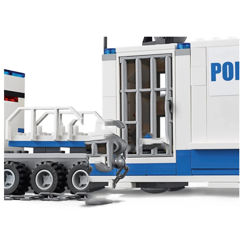 

IN STOCK NO BOX 180029 police series City Police Command Center 82013building block children's gift support drop shipping 404PCS