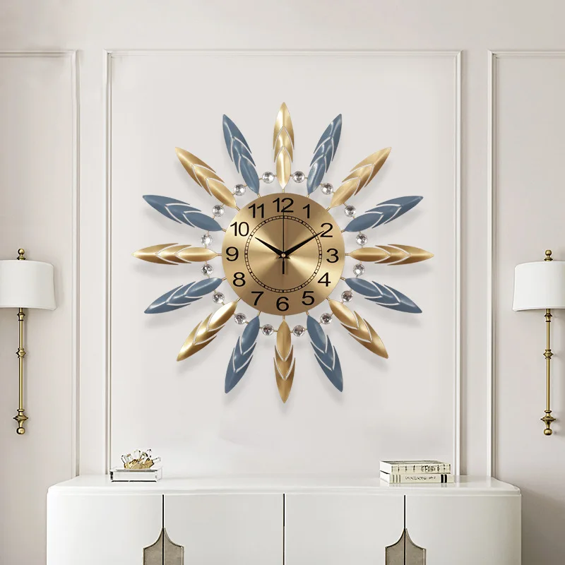 

Настенные часы в скандинавском стиле, креативные металлические простые, без звука, для гостиной