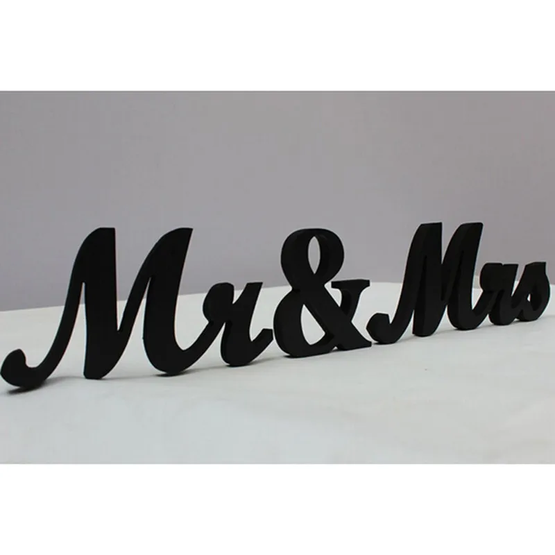 

1 Set Mr & Mrs WEDDING LETTERS White/Black Mr AND Mrs Letters Sign Gift Wedding Decoration GI602726