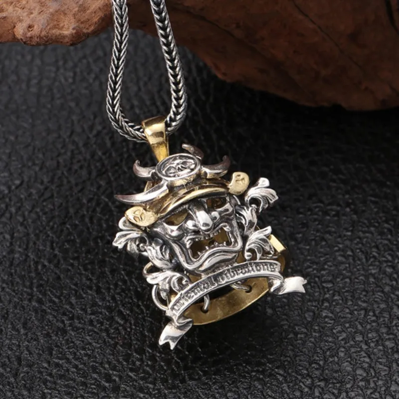 Мужской кулон в виде маски самурая из чистого серебра 925 пробы с инкрустацией