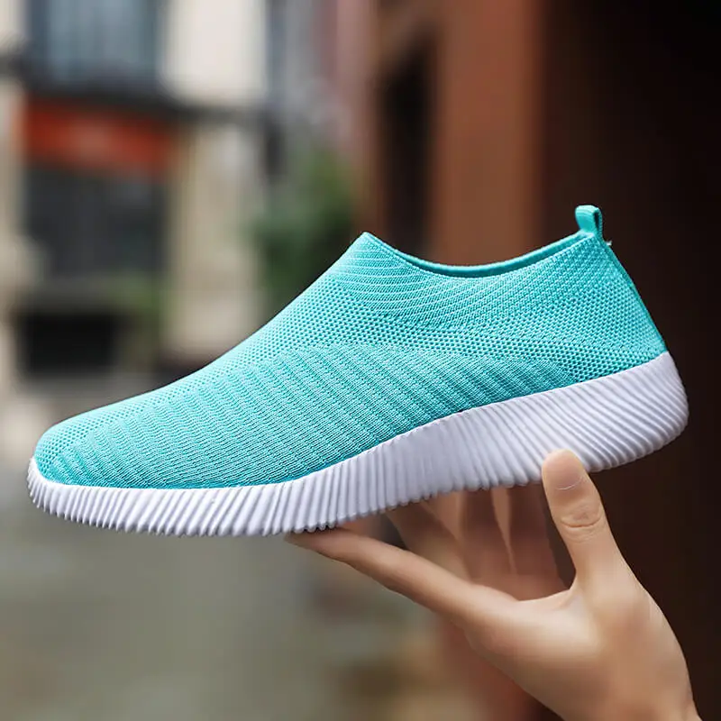 

Women Flats Shoes Plus Size 43 Breathable Mesh Platform Sneakers Women Slip on Soft Ladies Casual Shoes Woman Knit Sock Flats