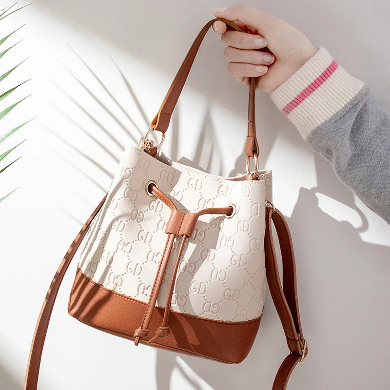 

Роскошная сумка-тоут для женщин, дизайнерская дамская сумочка, модный кожаный мессенджер на плечо, сумка-мешок через плечо, косметичка, нови...