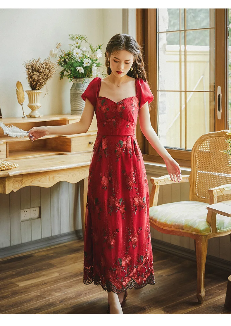 

Elegant Dresses Vintage Women Red Embroidery Bodycon Dress Sexy Evening Wear Cheongsam Chinese Style Lolita Style Dress