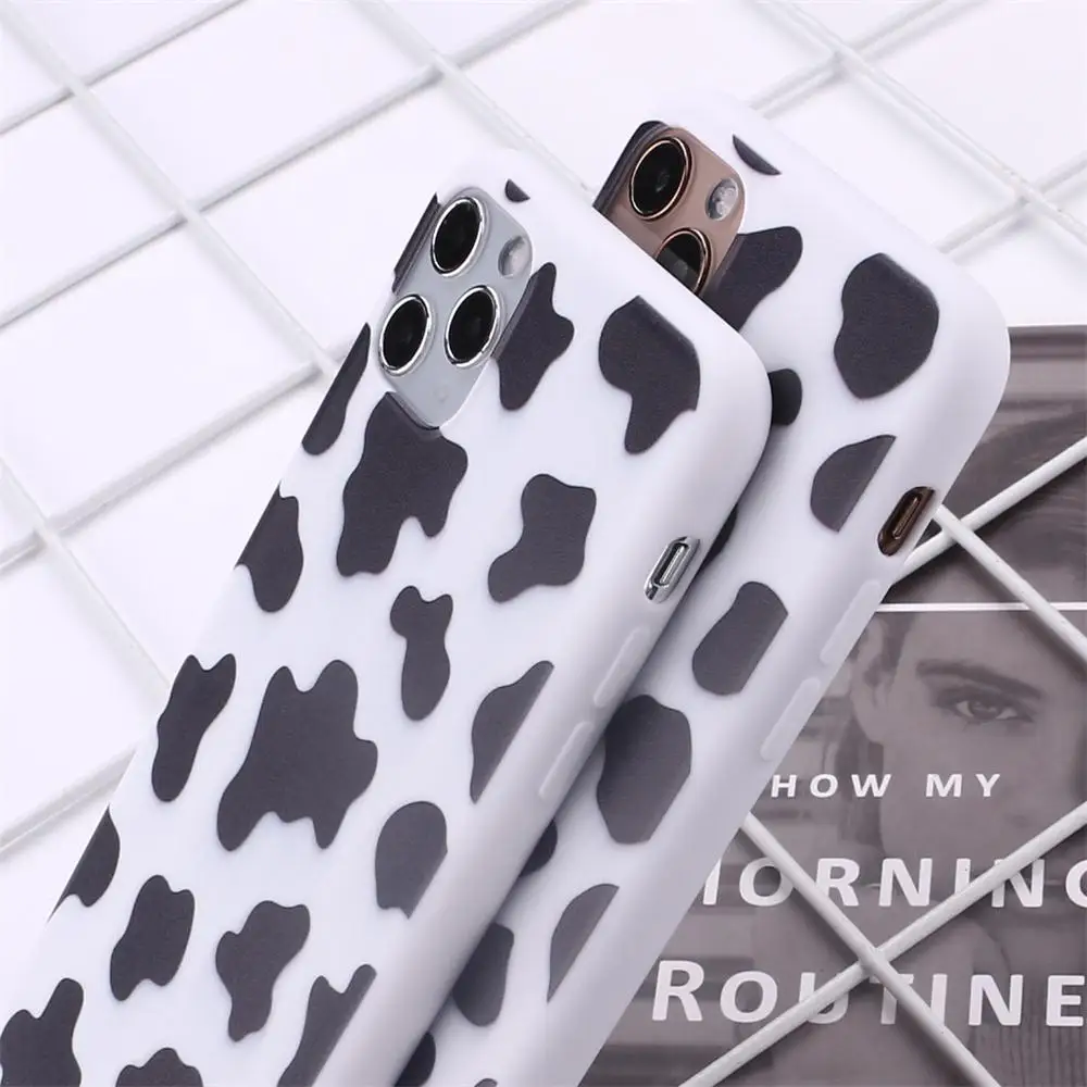 

Cow Milk Black White Silicone For iPhone 11 12 Pro Max X XS XR Max 7 8 7Plus 8Plus 6S SE Soft Silicone Candy Case Fundas