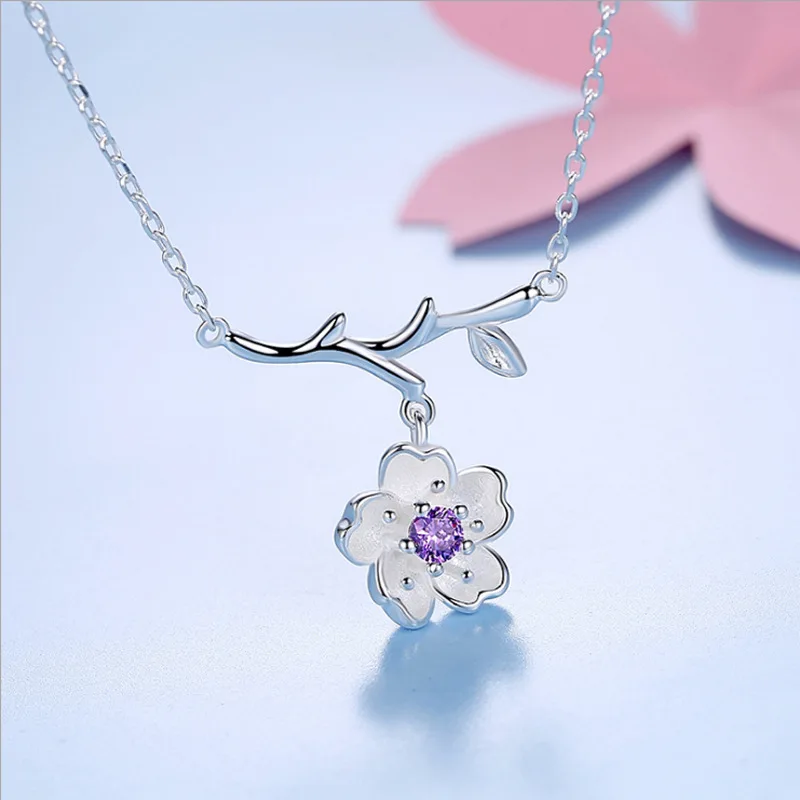 

KiK Sweet Jewelry Flower Pendant Necklace Delicate Design High Quality Slvery Plating Metal Chain Necklace For Girl