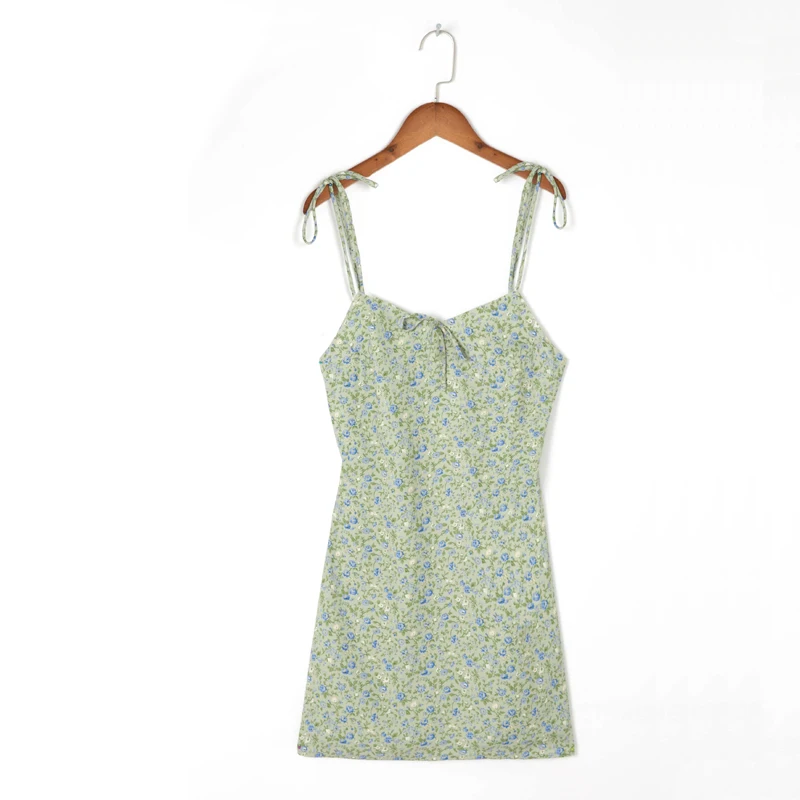 

Летнее женское повседневное облегающее платье на бретельках с цветочным принтом и бантом