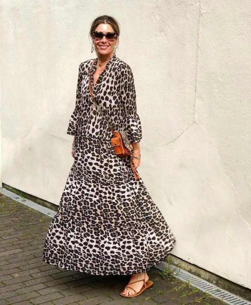 

2021 Summer Women's Dress Plus Size Elegant Leopard Print V-Neck Sexy Print Short-Sleeved Collar Retro Party Robe Short